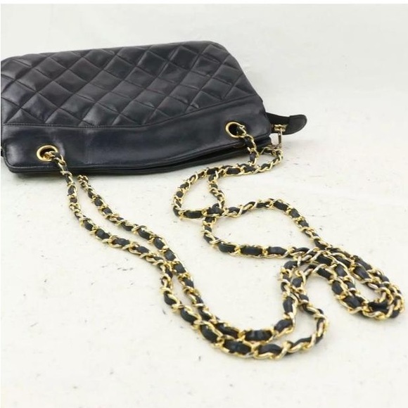 Authentic Chanel Purse - Picture 2 of 11